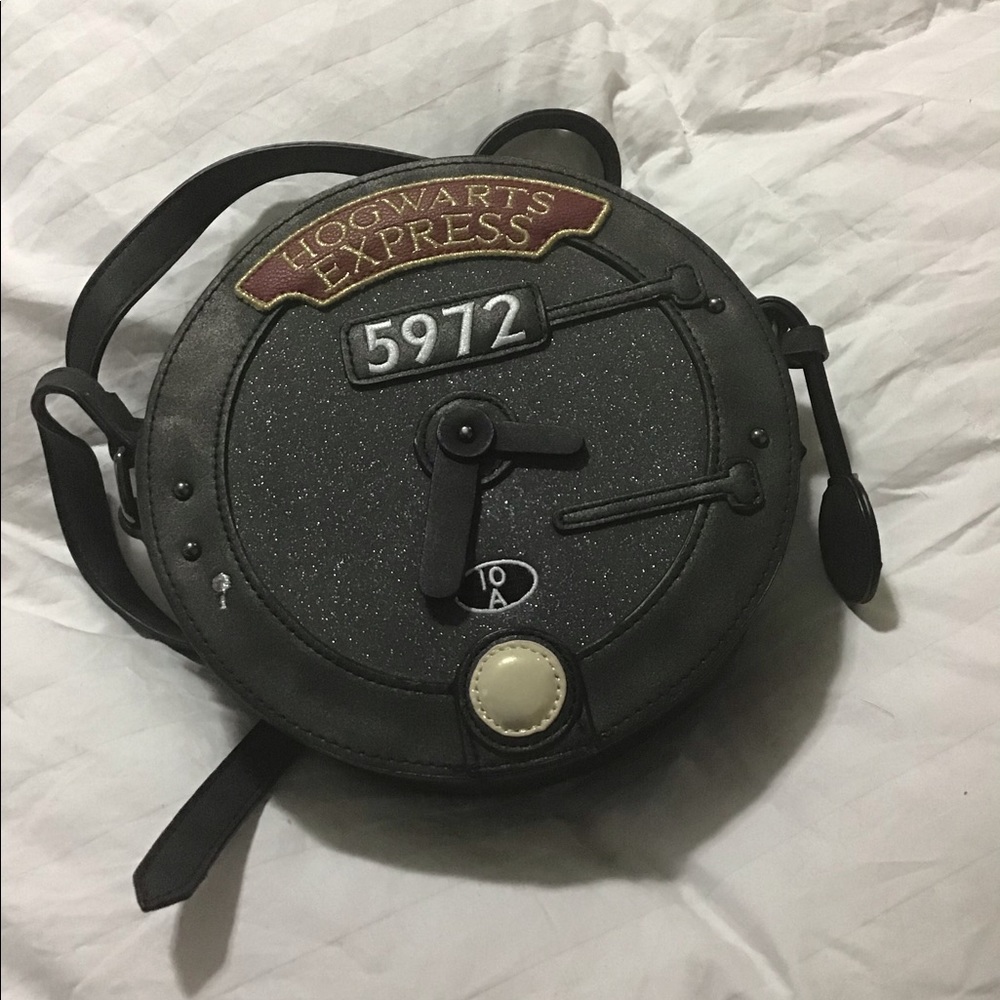 Danielle Nicole Harry Potter crossbody